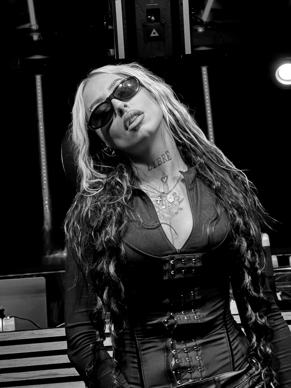 Lara Taylor cantando en directo